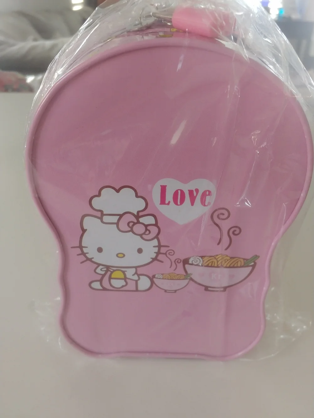 Hello Kitty Pink Coin Bank with Lock - Picture 5 of 12